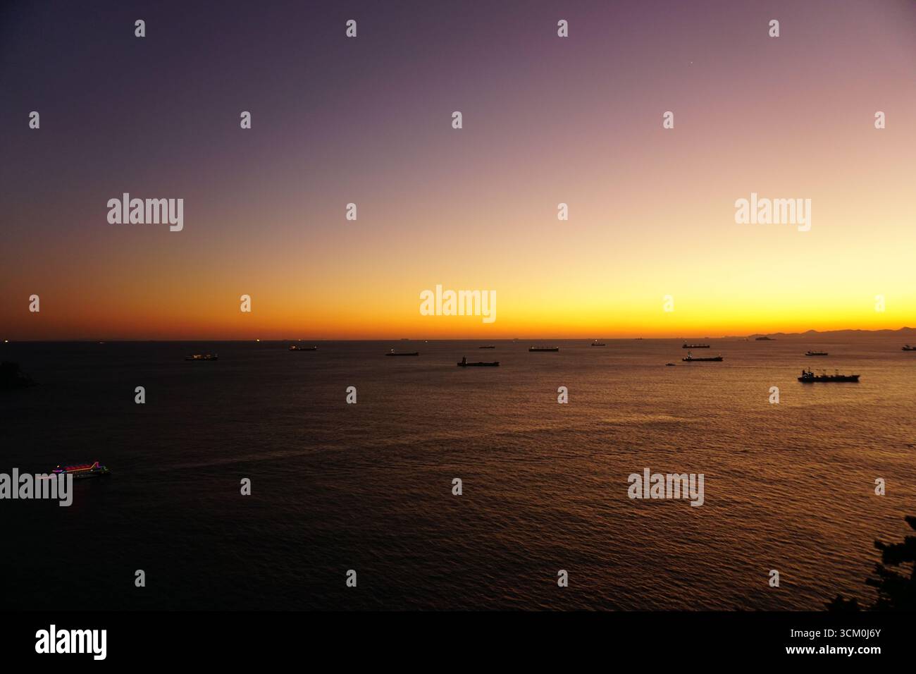 Busan, Südkorea: Blick auf das Meer vom Taejongdae Resort Park aus Stockfoto