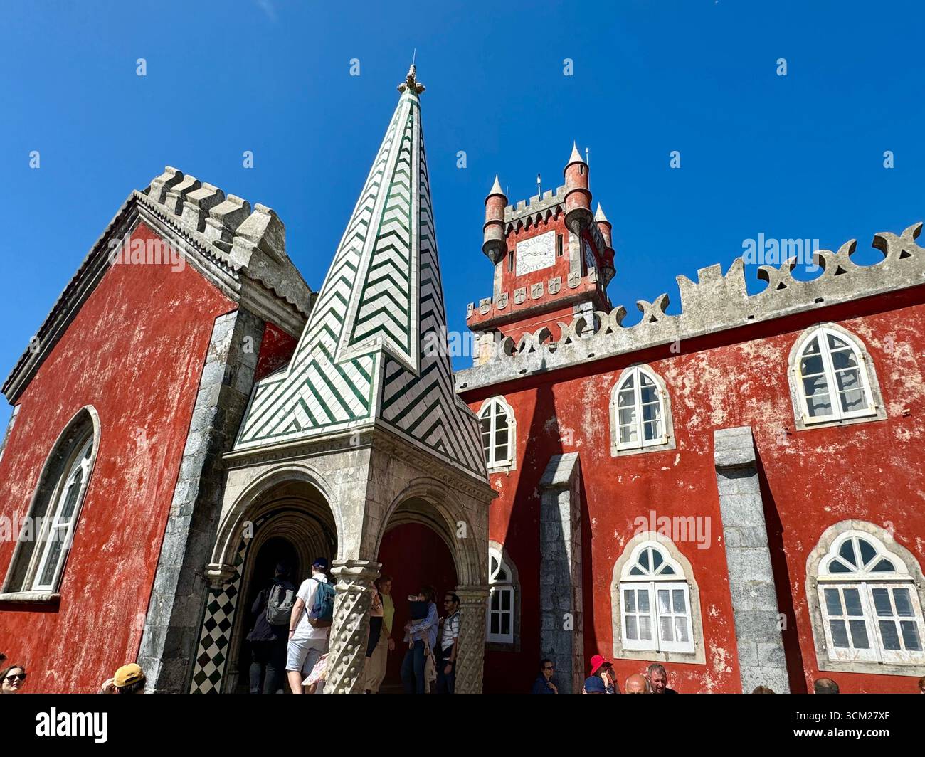 UNESCO-Weltkulturerbe Pena Palace im Naturpark Sintra-Cascais Sintra Portugal Stockfoto