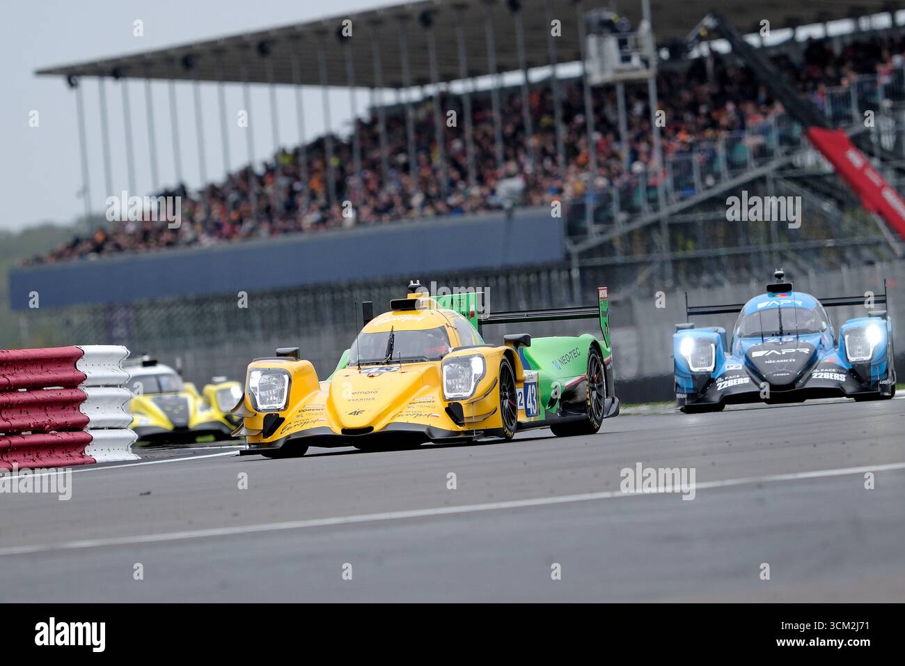 Towcester, Großbritannien. September 2025. [43]/INTER EUROPOL COMPETITION/Oreca 07 - Gibson/Jakub SMIECHOWSKI (POL)/Tom DILLMANN (FRA)/Nicholas YELLOLY (GBR) Aktion am Sonntag, den 14. September 2025 während der European Le Mans Series, Goodyear 4 Hours of Silverstone 2025 auf dem Silverstone Circuit, Vereinigtes Königreich. (Quelle: Rob Gray/Alamy Live News Stockfoto