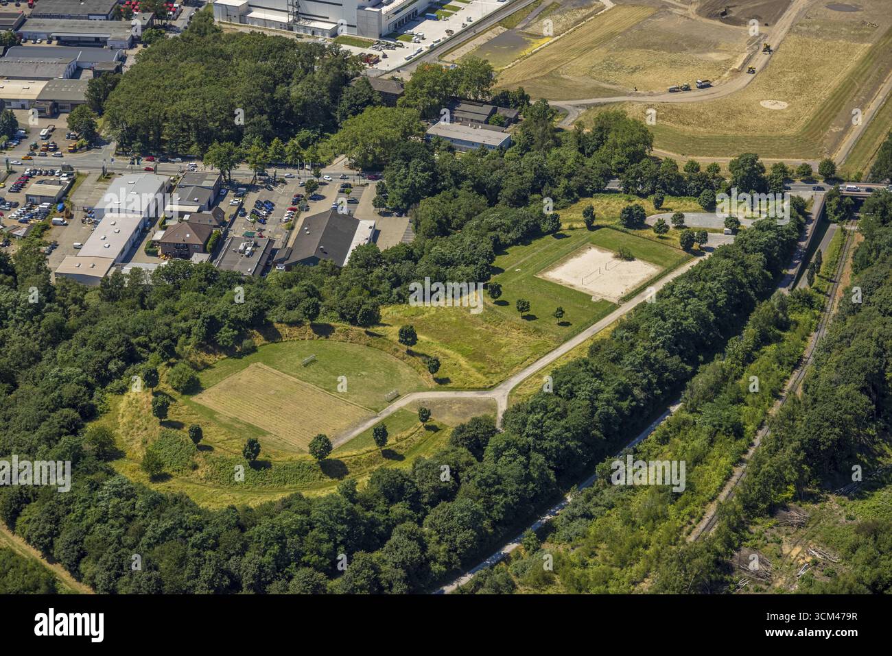 Luftaufnahme, Sterkrade Landschaftsgestaltung, Baumkreis, Schwarze Heide, Oberhausen, Ruhrgebiet, Nordrhein-Westfalen, Deutschland, DE, Europa, Luftaufnahme, aeri Stockfoto
