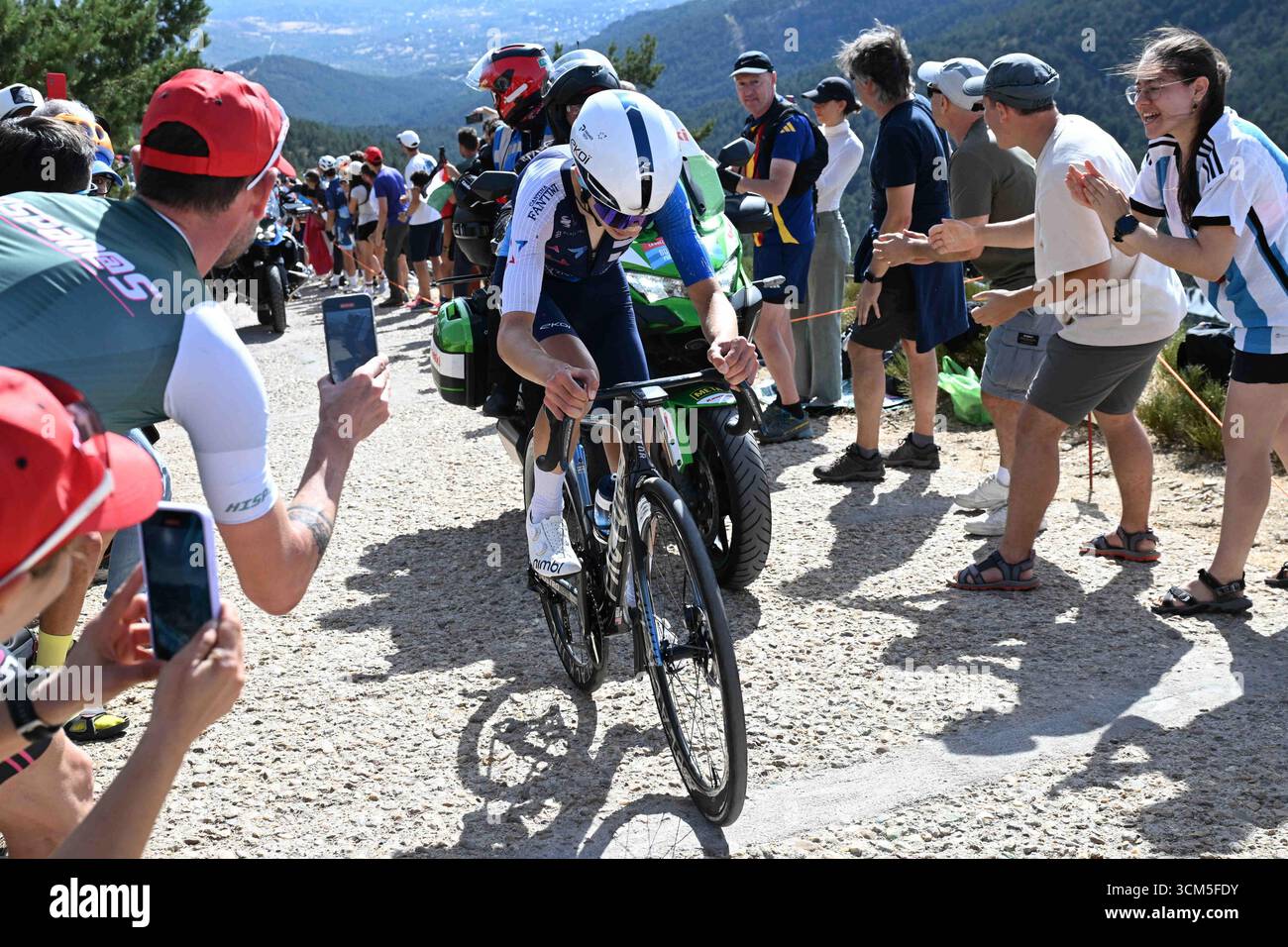 Vuelta a Espana letzte Bergbühne Bola del Mundo 13. September 2025 Stockfoto