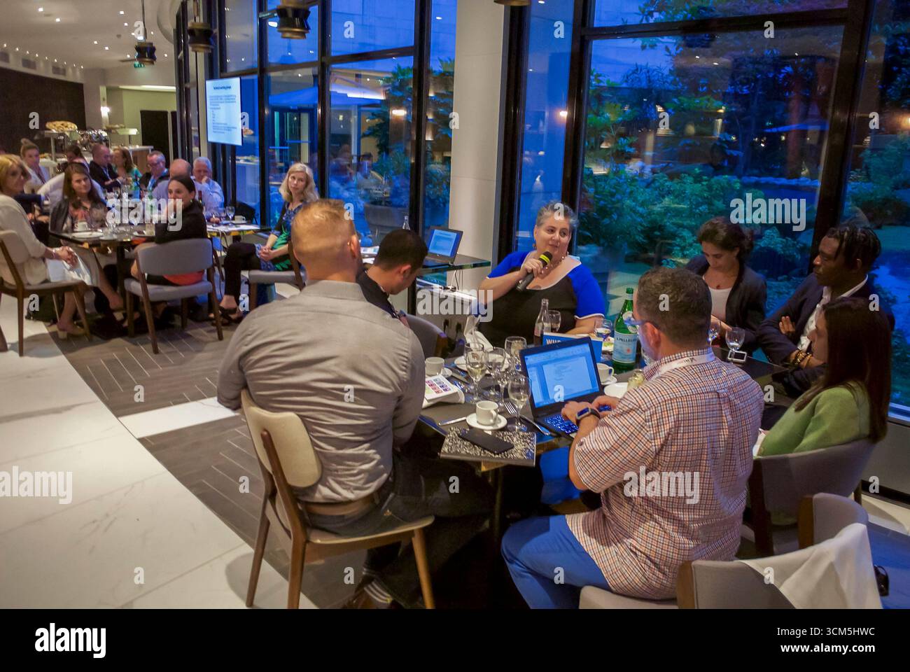 Paris, Frankreich, Group People, IAS Meeting, DER das Prep Implemtation Tool einführt, Stockfoto