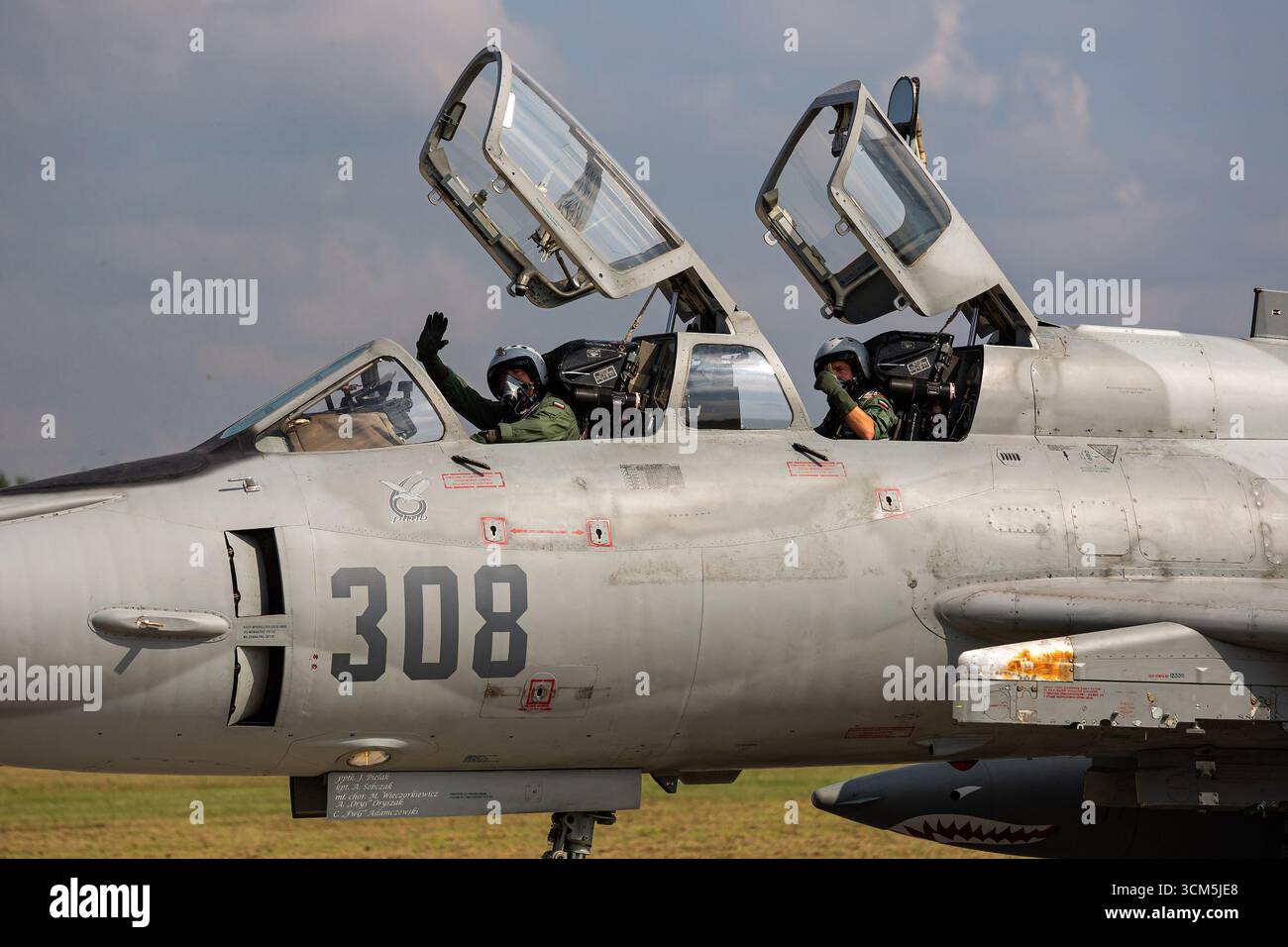Die polnische Luftwaffe Sukhoi Su-22 Fitter mit variablem Flügelflugzeug nehmen an einem Medientag auf der Miroslawiec Air Base teil. Stockfoto
