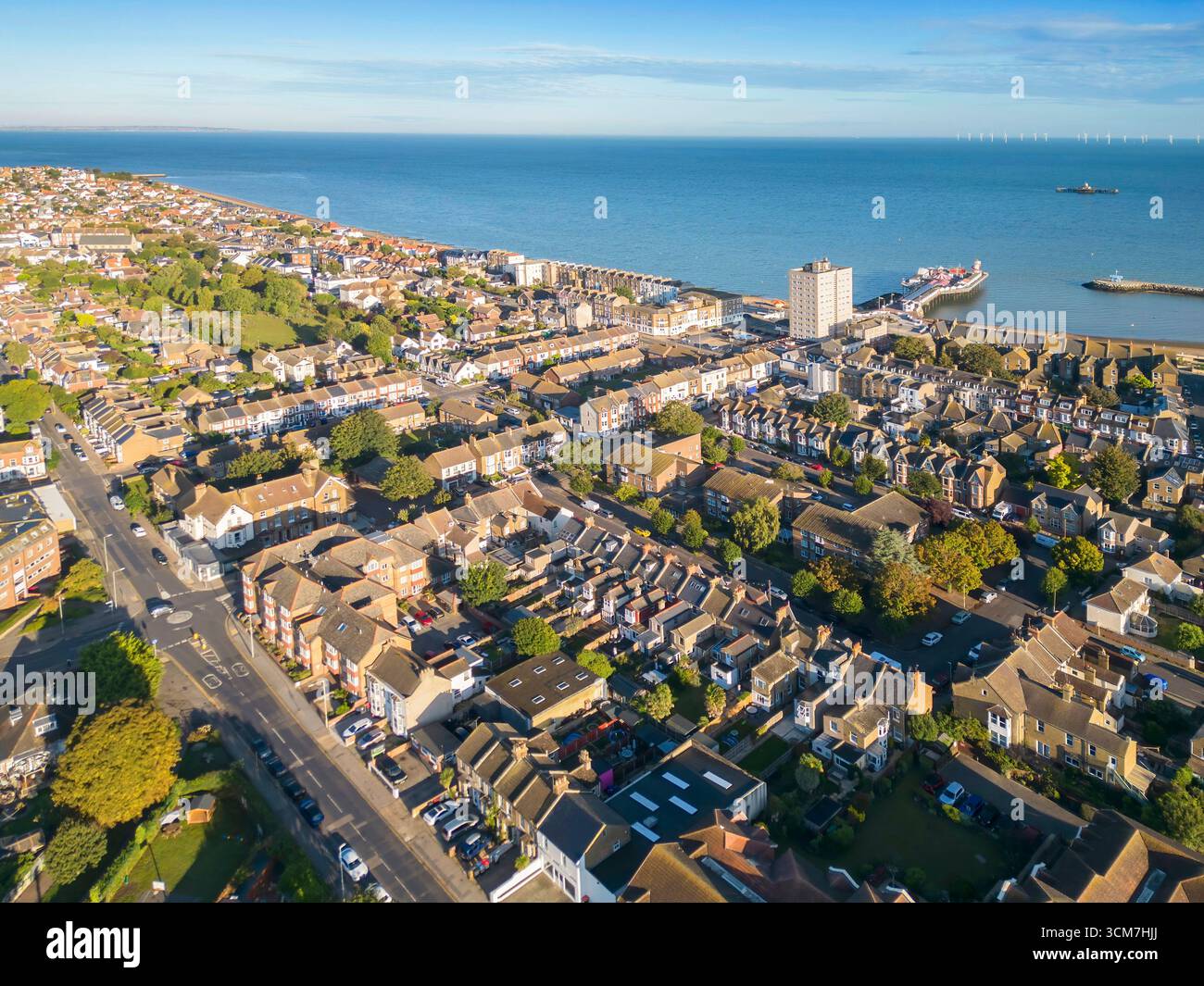 Aus der Vogelperspektive oder herne Bay Memorial Park Stadt und Küste an der Küste von kent Stockfoto