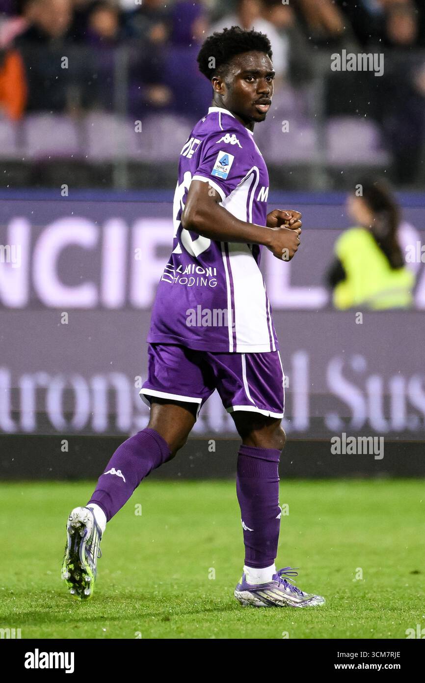 Tariq Lamptey von ACF Fiorentina in Aktion während des Fußballspiels der Serie A zwischen ACF Fiorentina und SSC Napoli im Artemio Franchi Stadion in Florenz (Italien), 13. September 2025. Stockfoto