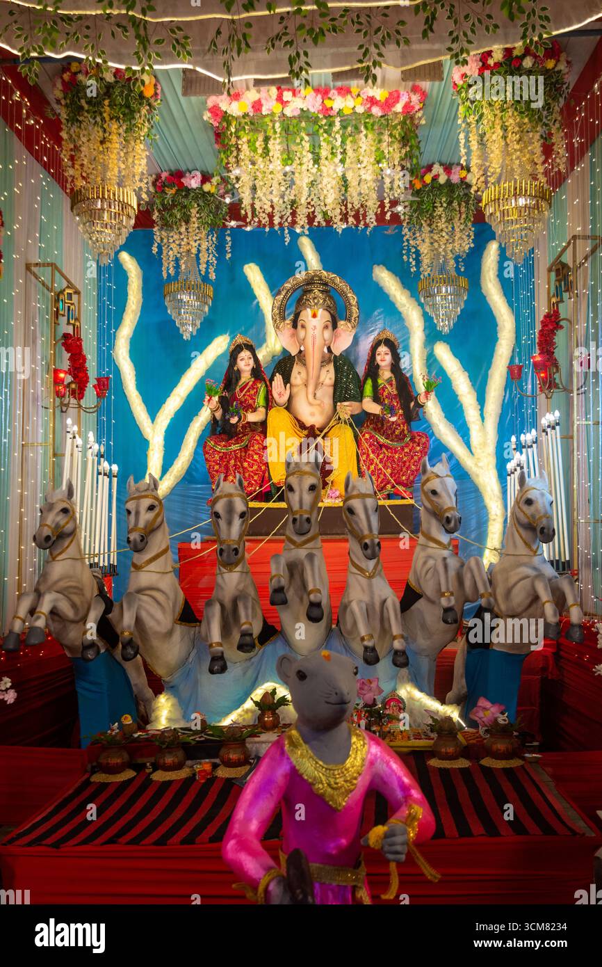 Wunderschöne Skulptur von Lord Ganesh. Happy Ganesh Chaturthi Stockfoto