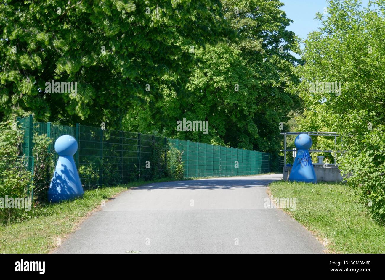 Eisenbahnstrecken-Radweg zwischen Oberhausen Sterkrade und Duisburg Walsum Stockfoto