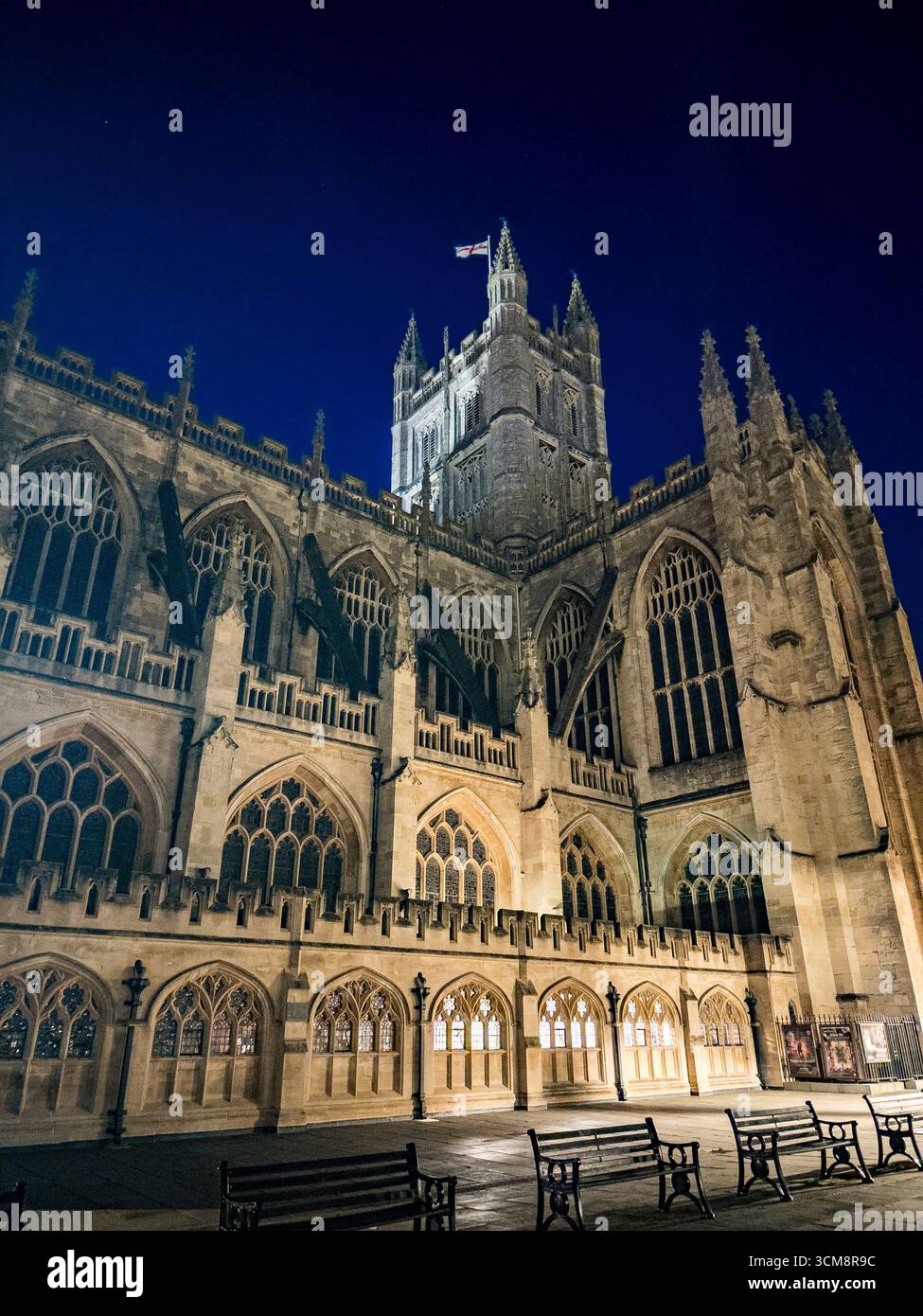 Bath Abbey, Kirche in Bath, England, nachts. Stockfoto