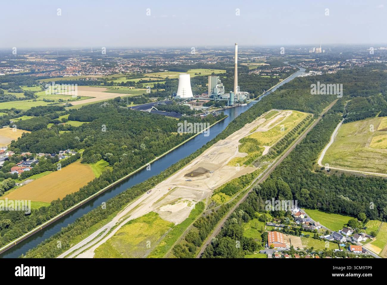 Luftaufnahme, Baustelle für geplantes Stadtviertel Wasserstadt Aden auf dem Gelände der ehemaligen Zeche Haus Aden am Datteln-Hamm-Kanal mit Stockfoto