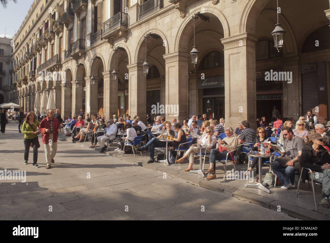 Placa Reial, Reial Platz, Altstadt, Barcelona, Stadtbesichtigung, Tourismus, Katalonien, Spanien, Europa, Stadtbesichtigung Europa, Katalonien, Stadttourismus, Tourismusstadt Stockfoto