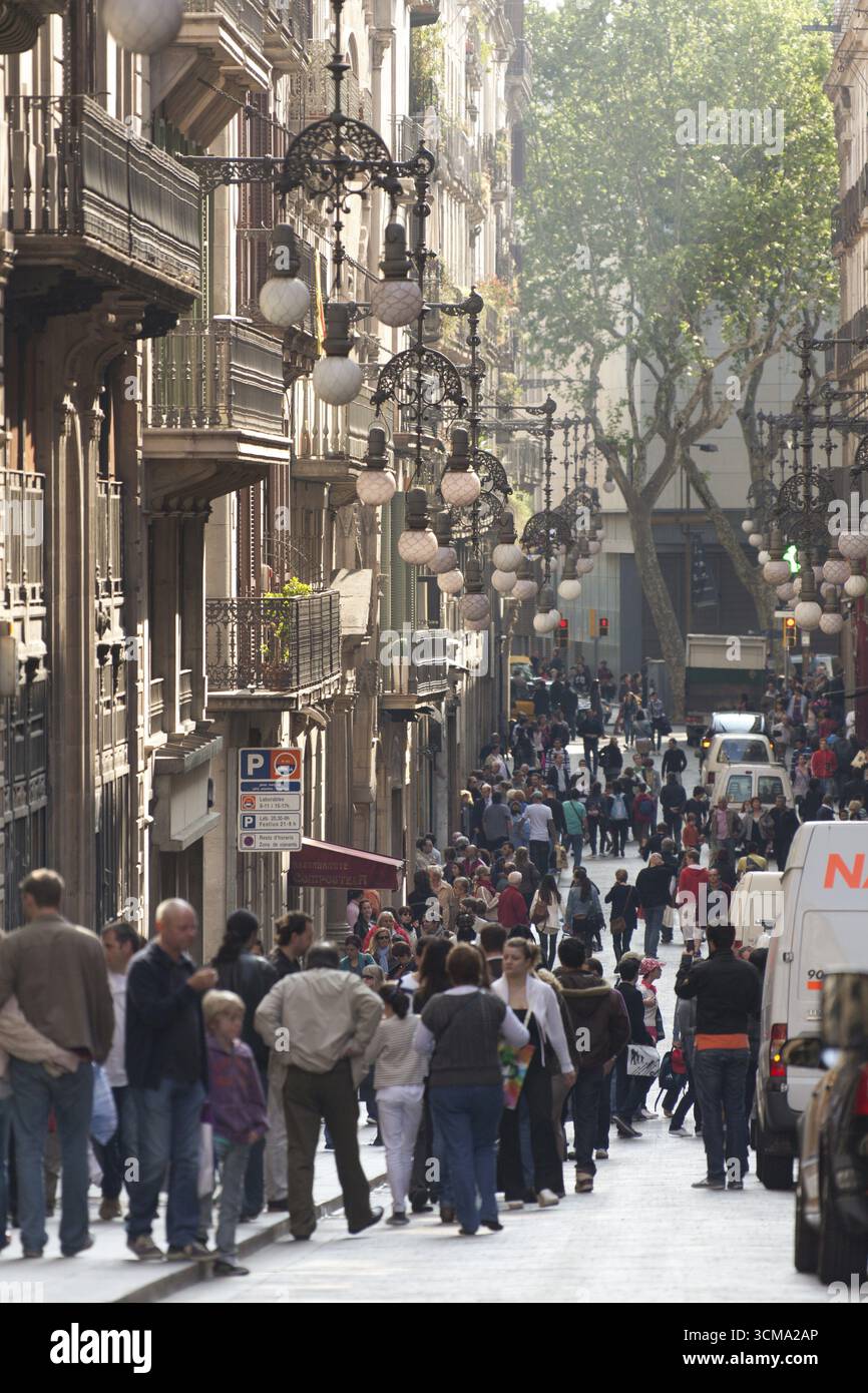 Straßenlaternen, Jugendstil, Via Laietana, Barcelona, Katalonien, Spanien, Europa, Stadtrundfahrt, Tourismus, Europa Stadtrundfahrt, Katalonien, Städtetourismus, Tourismus c Stockfoto