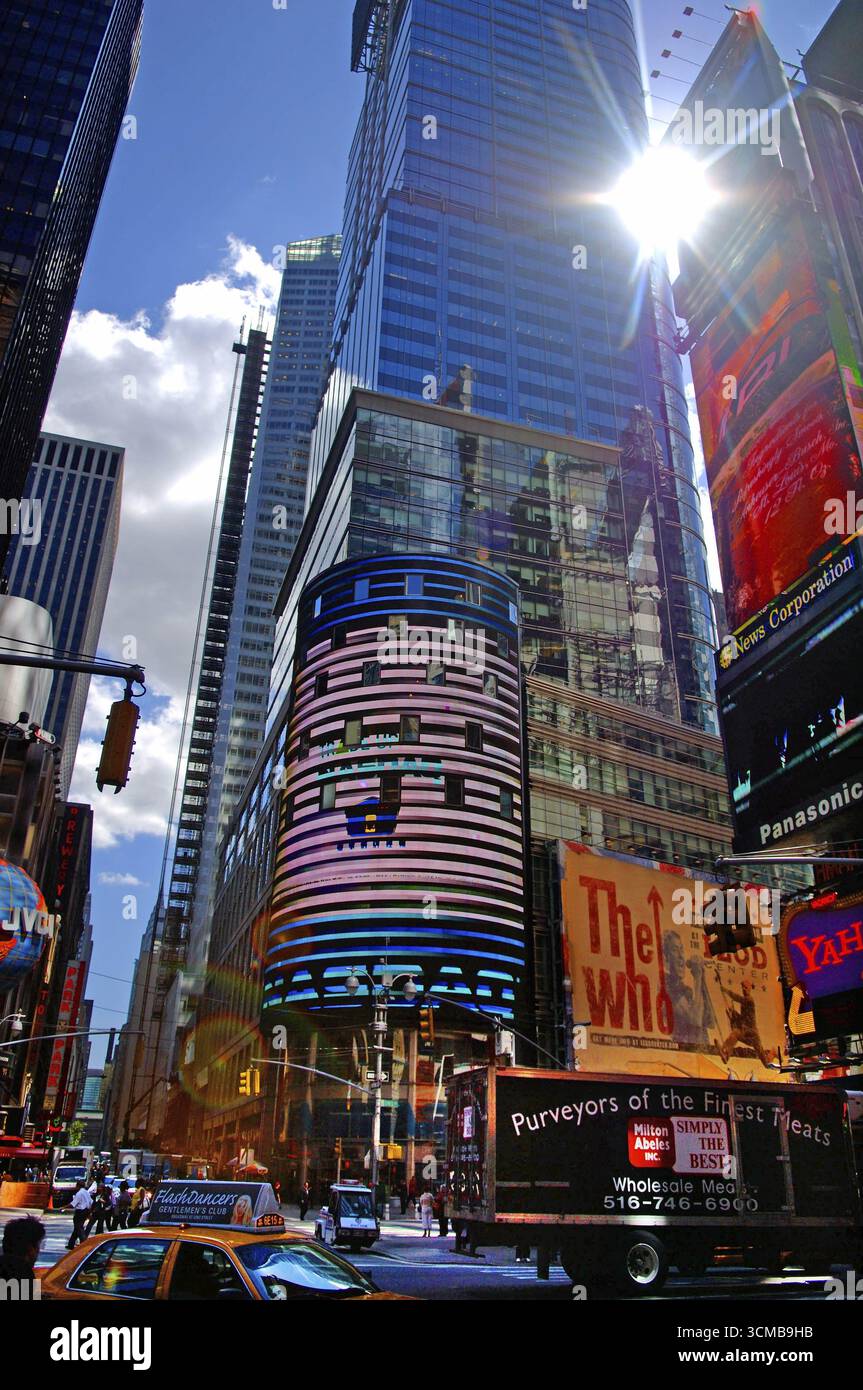 Times Square um 12 Uhr im Hintergrund, New York City, USA Stockfoto Times Square um 12 Uhr im Hintergrund, New York City, USA Stockfoto