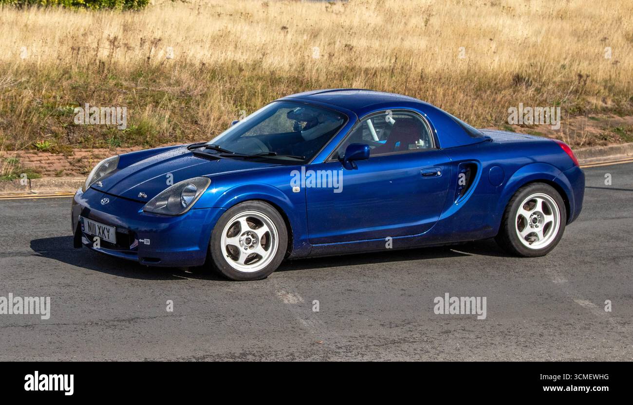 2000 Blue Toyota MR2 1800 ccm. Auto Nr. 15 beim Southport Classic and Speed Sprint Revival 2025, Southport, Großbritannien Stockfoto
