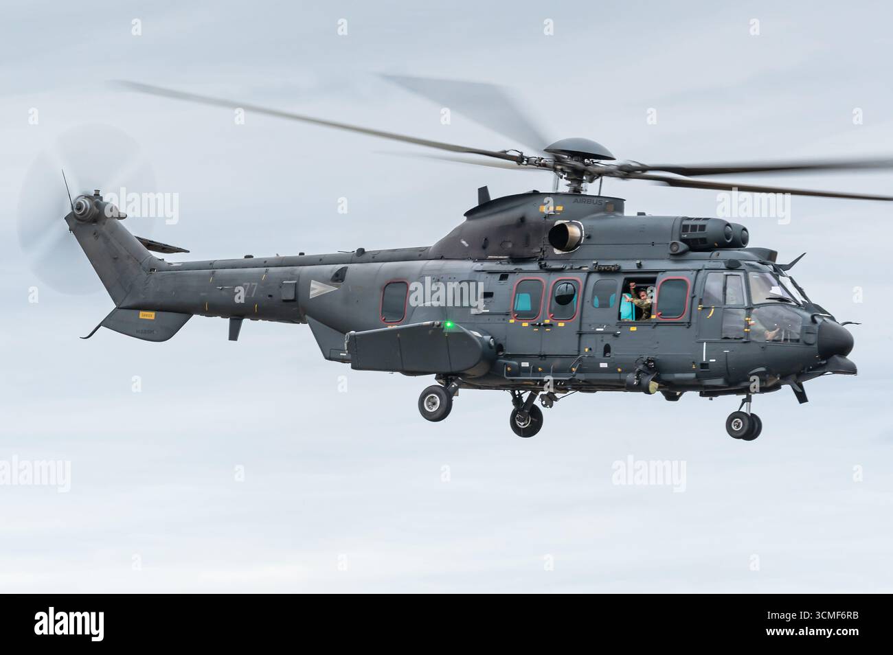 Der Eurocopter EC725 Caracal (Airbus Helicopters H225M) Militärhubschrauber der ungarischen Streitkräfte. Stockfoto