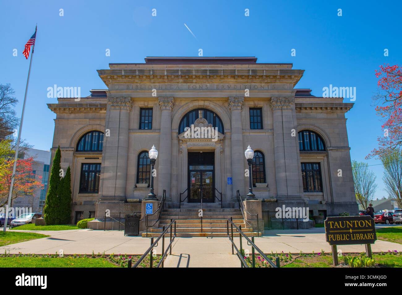 Taunton Public Library in der 12 Pleasant Street in Taunton Green im historischen Stadtzentrum von Taunton, Bristol County, Massachusetts MA, USA. Stockfoto