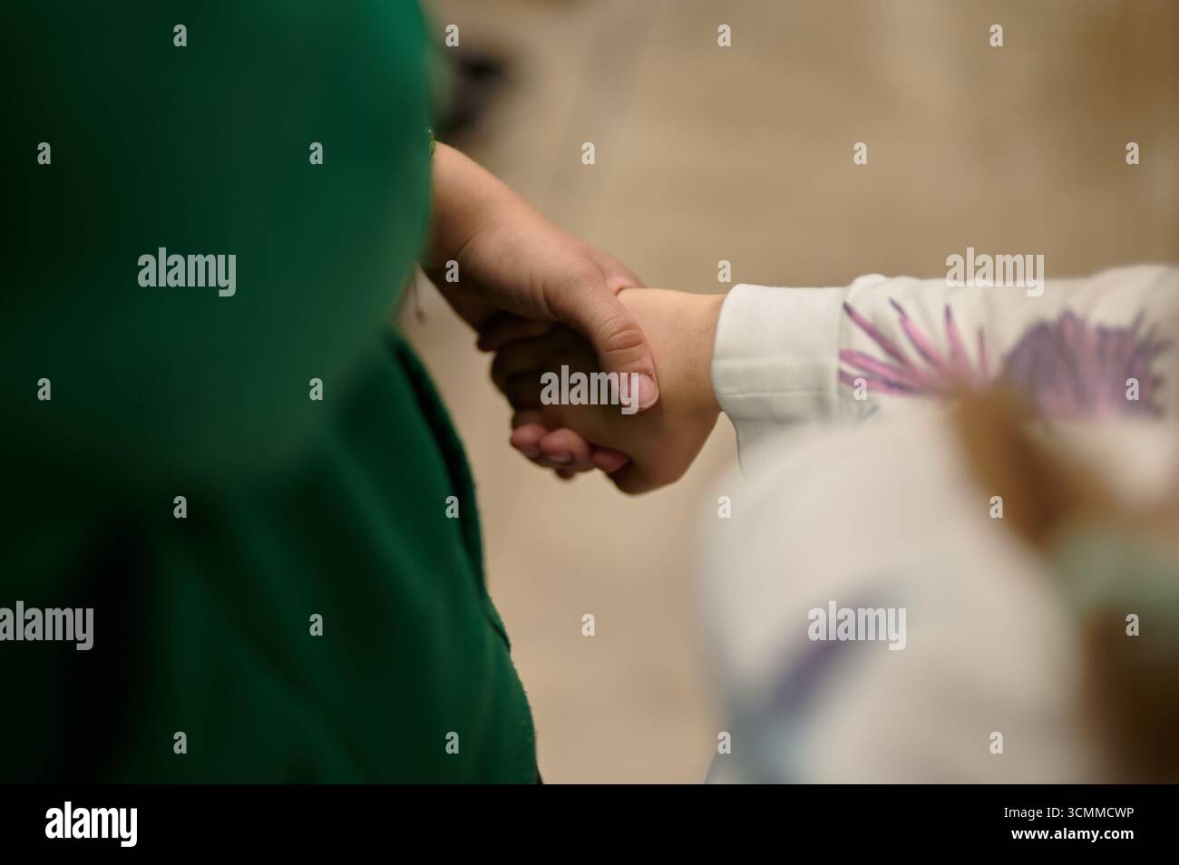 Gruppe von Menschen, die sich gegenseitig unterstützen Stockfoto
