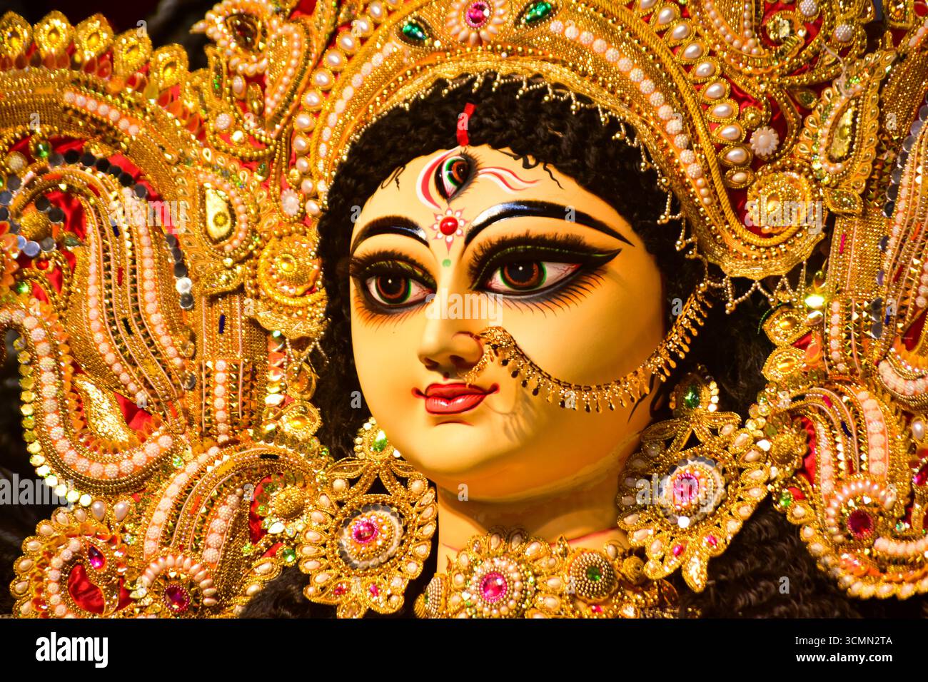 Durga Puja ist das größte fest der Bengalen. Durga Puja wurde von der UNESCO zum immateriellen Kulturerbe der Menschheit erklärt. Stockfoto
