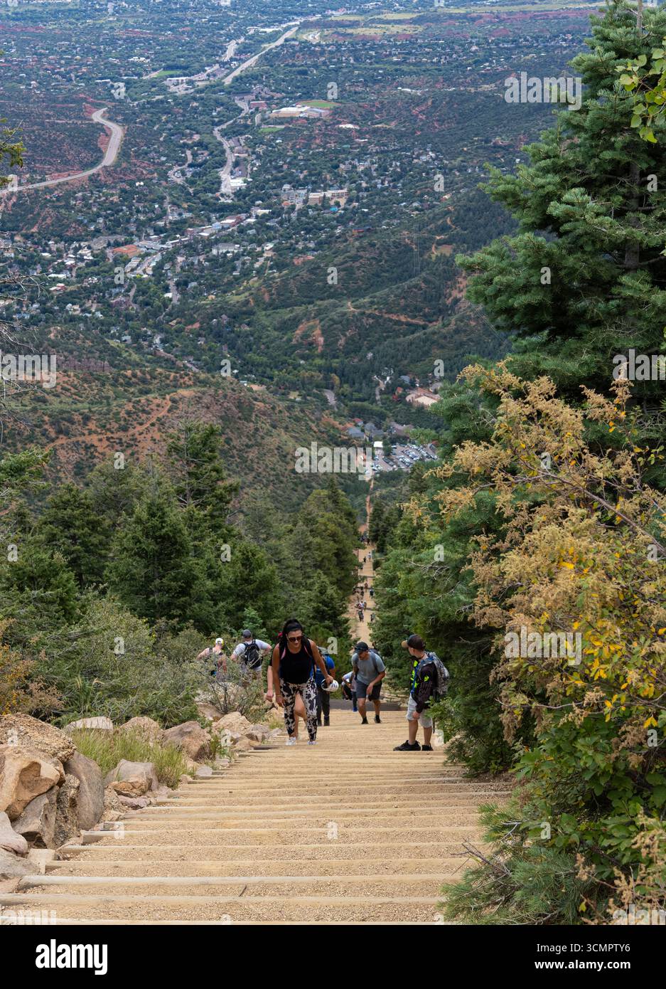 Szenen aus der Manitou Incline mit meinen Neffen Justin und Brady Stockfoto