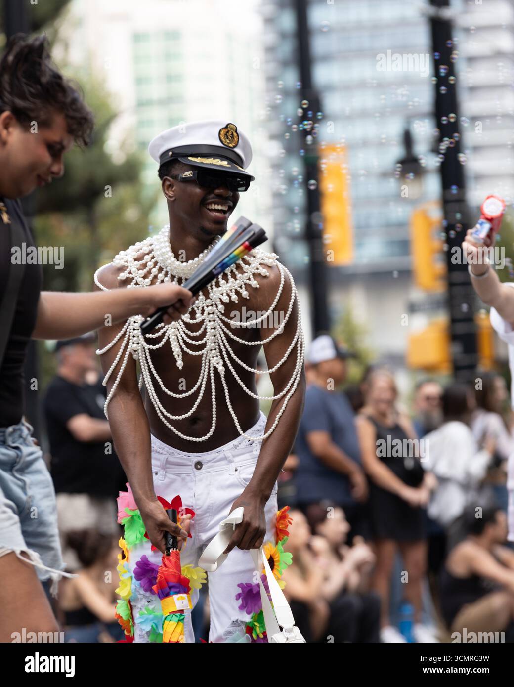Farbenfrohe Feier der Vancouver Pride Parade 2025 Stockfoto