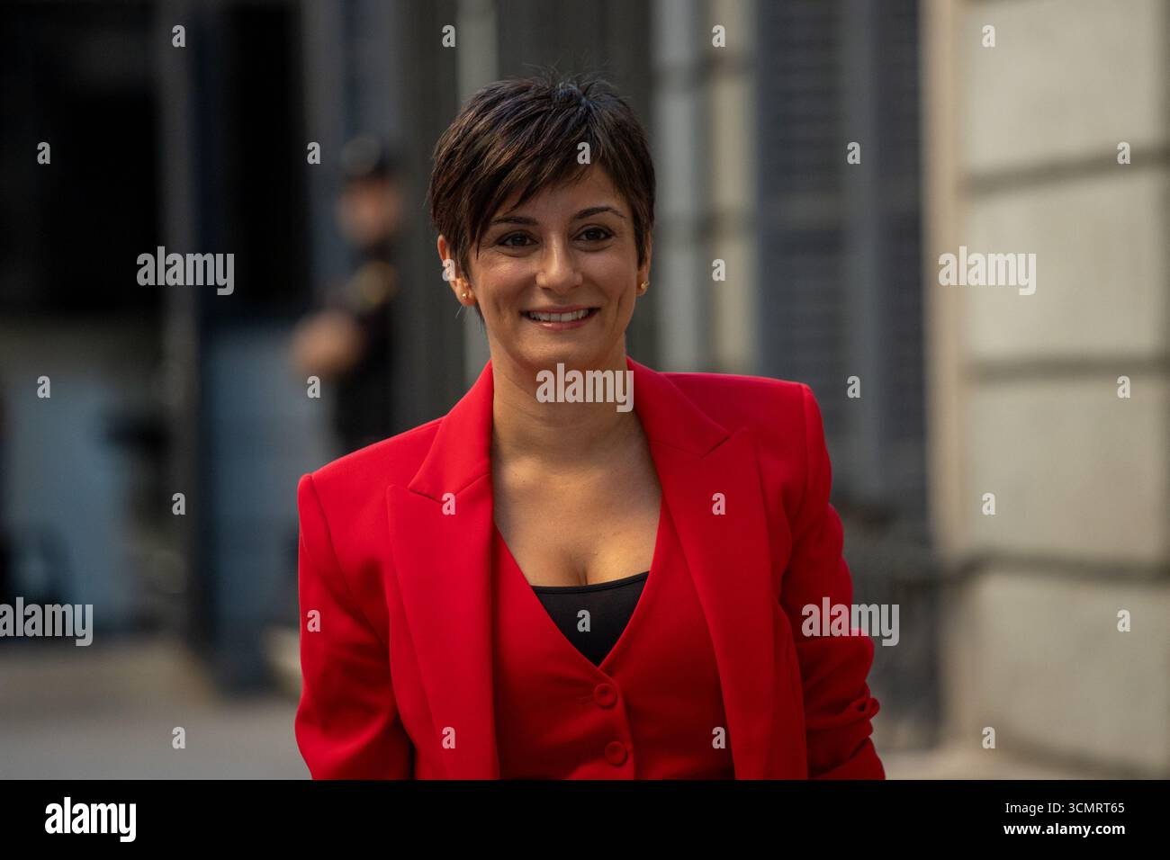 Madrid, Spanien. September 2025. Isabel Rodríguez, Ministerin für Wohnungsbau und Städteagenda, nimmt an der Plenartagung des Abgeordnetenkongresses Teil und beantwortet Fragen während der parlamentarischen Aufsichtssitzung der Regierung. Quelle: D. Canales Carvajal/Alamy Live News Stockfoto