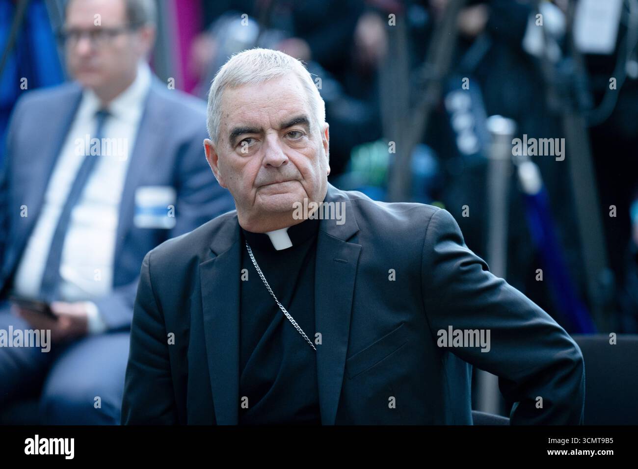 Neujahrsempfang, 75. Jubiläum des Zentralrats der Juden Neujahrsempfang, 75. Jubiläum des Zentralrats der Juden in Deutschland, Jüdisches Museum Berlin, Rosch-Haschana-Empfang, Erzbischof Nikola Eterovic, Vatikan-Botschafter Berlin Berlin Berlin GER *** Neujahrsempfang, 75. Jahrestag des Zentralrats der Juden Neujahrsempfang, 75. Jahrestag des Zentralrats der Juden in Deutschland, Jüdisches Museum Berlin, Rosch Hashanah Empfang, Erzbischof Nikola Eterovic, Vatikanbotschafter Berlin GER Stockfoto