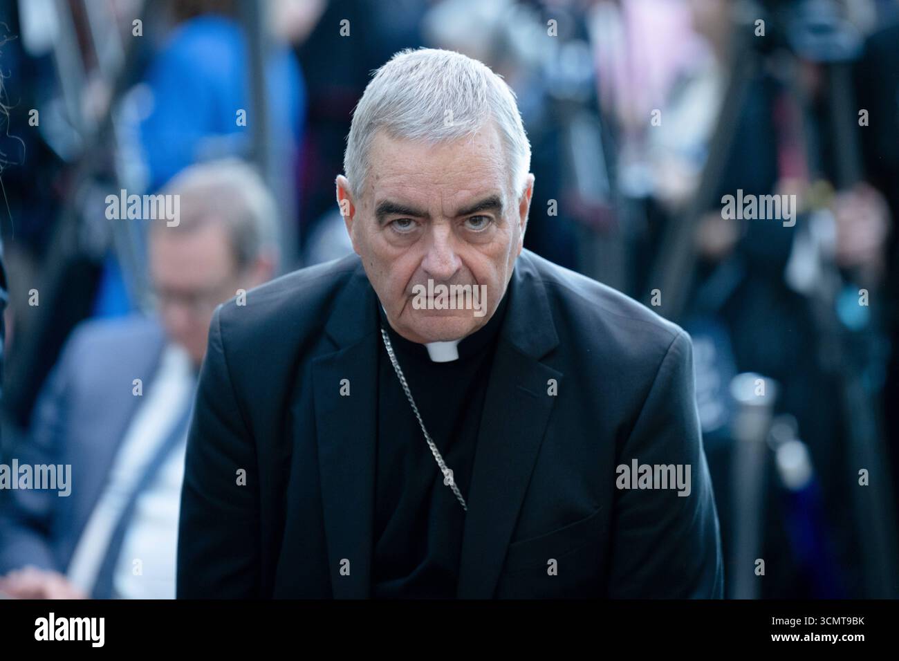 Neujahrsempfang, 75. Jubiläum des Zentralrats der Juden Neujahrsempfang, 75. Jubiläum des Zentralrats der Juden in Deutschland, Jüdisches Museum Berlin, Rosch-Haschana-Empfang, Erzbischof Nikola Eterovic, Vatikan-Botschafter Berlin Berlin Berlin GER *** Neujahrsempfang, 75. Jahrestag des Zentralrats der Juden Neujahrsempfang, 75. Jahrestag des Zentralrats der Juden in Deutschland, Jüdisches Museum Berlin, Rosch Hashanah Empfang, Erzbischof Nikola Eterovic, Vatikanbotschafter Berlin GER Stockfoto