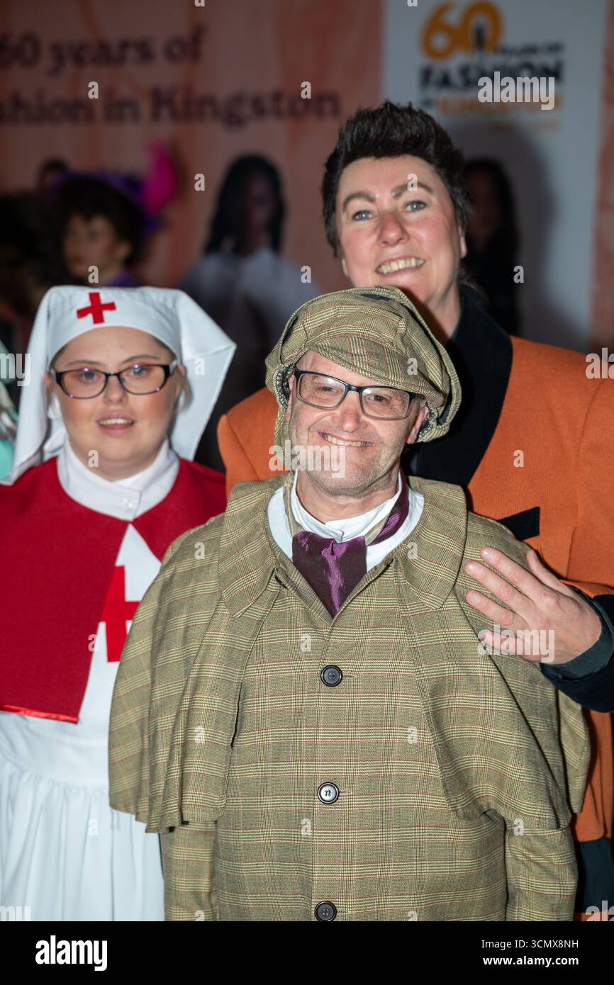 London, Großbritannien, 17. September 2025, 200 Jahre, seit der Bahnhof Waterloo eröffnet wurde, wurde der Bahnhof Waterloo zu einem Fashion Catwalk. Von der Mode in den 1820er Jahren bis heute. Andrew Lalchan Photography/Alamy Live News Stockfoto