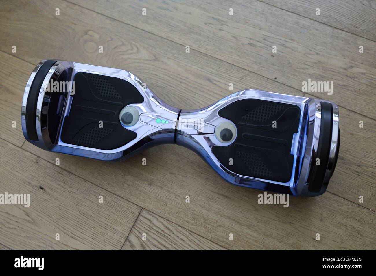 Hoverboard-Tech-Spielzeug in Innenräumen Stockfoto