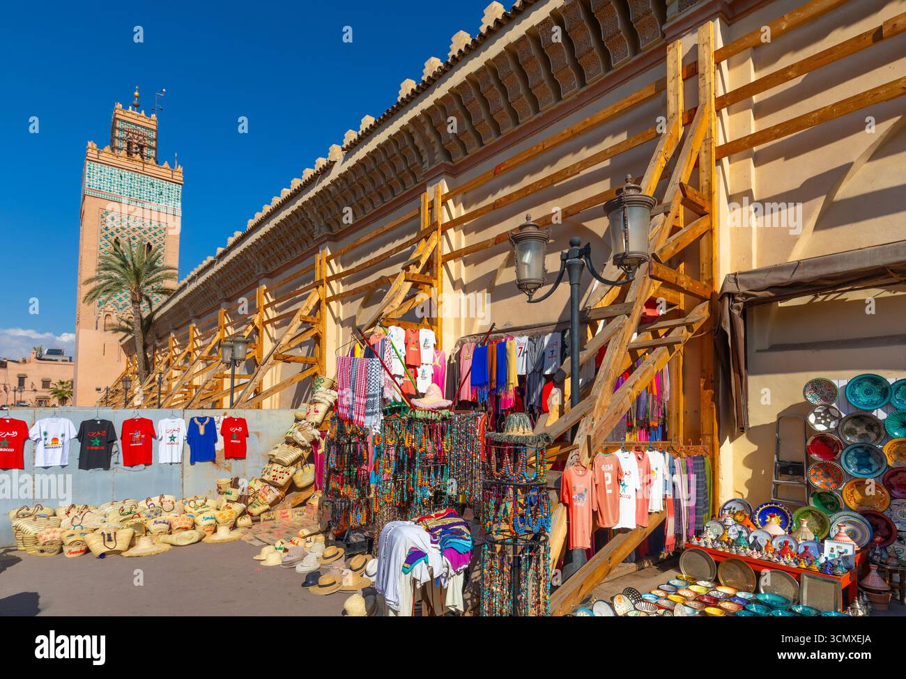 Minarett, Kasbah Moschee, El-Mansour Moschee, UNESCO, touristische Geschenke, Strukturförderung, Marrakesch, Marokko Stockfoto