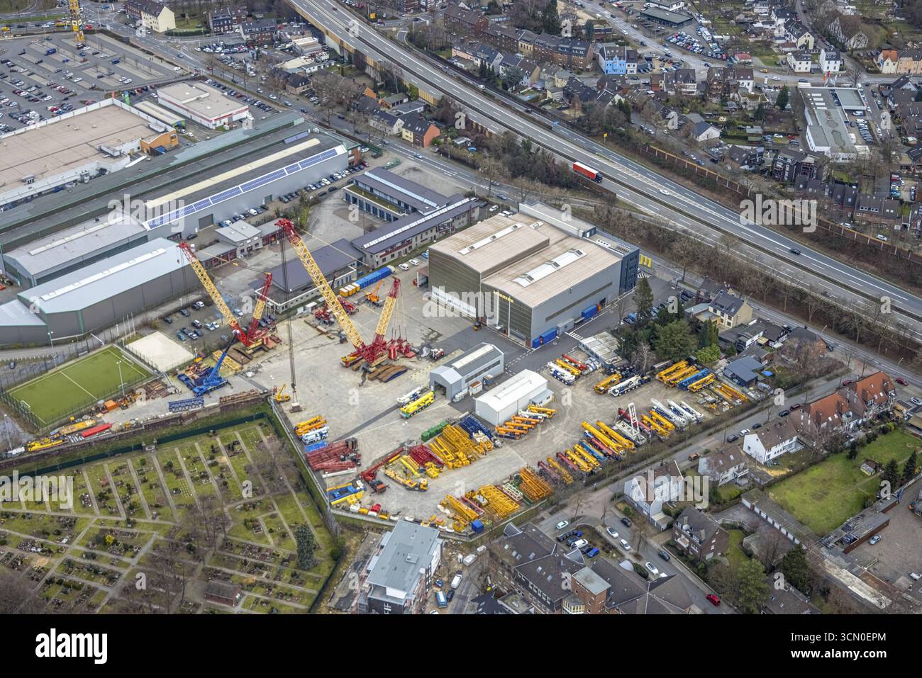 Luftaufnahme, Liebherr-Werk Ehingen, Sterkrade Mitte, Oberhausen, Ruhrgebiet, Nordrhein-Westfalen, Deutschland, DE, Europa, Handelsunternehmen, komm Stockfoto