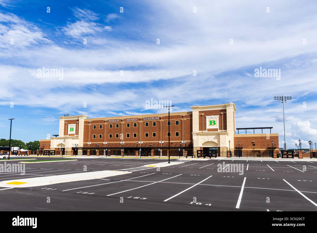 Buford, Georgia – 13. August 2025: Phillip Beard Stadium ist ein High School Football Stadion in Buford, Georgia, wo die Buford High School Wolves, Opene, beheimatet sind Stockfoto
