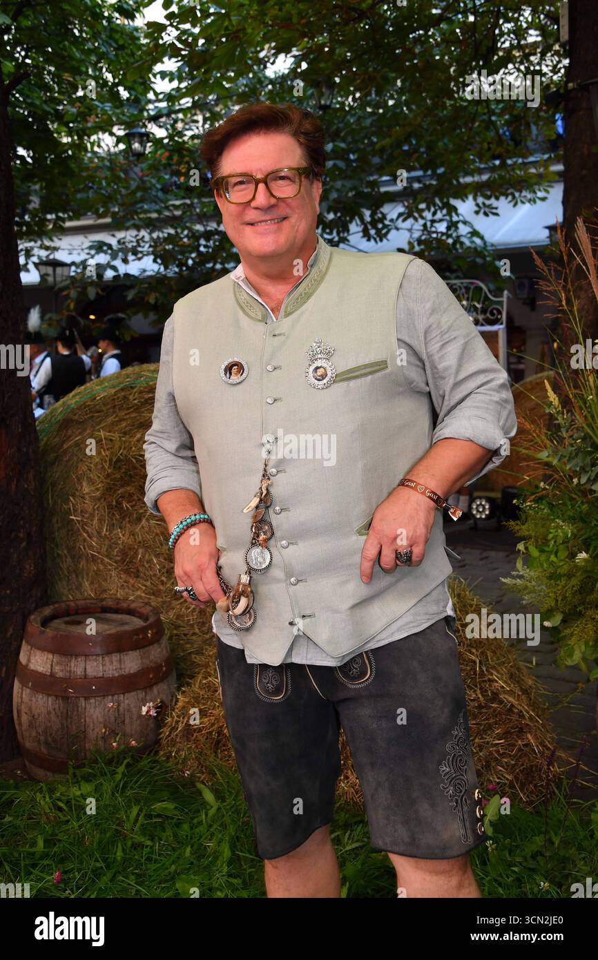 Francis Fulton-Smith / HeidiFest von Heidi Klum / Hofbräu / München / 18. September 2025 *** Francis Fulton Smith Heidifest von Heidi Klum Hofbräu München 18. September 2025 Stockfoto