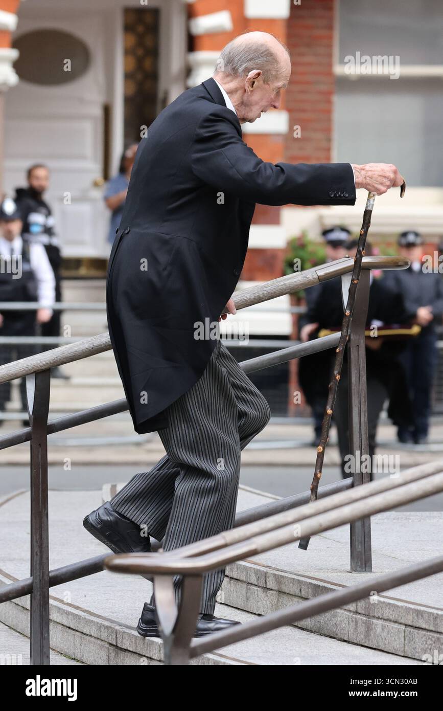 London, Großbritannien. September 2025. Prinz Edward Duke of Kent kommt zum Requiem Messgottesdienst für die Herzogin von Kent in der Westminster Cathedral. Die Requiem-Messe wird nach ihren Wünschen und ihrem katholischen Glauben gehalten. Die Herzogin starb am 4. September 2025 im Alter von 92 Jahren. (Credit Image: © Dinendra Haria/SOPA Images via ZUMA Press Wire) NUR REDAKTIONELLE VERWENDUNG! Nicht für kommerzielle ZWECKE! Stockfoto