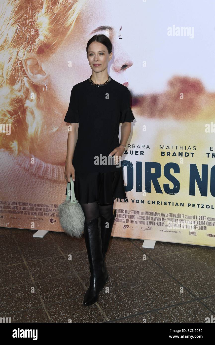 Paula Beer bei der Premiere von MIROIRS NO. 3 in Berlin am 18.09.2025 *** Paula Beer bei der Premiere von MIROIRS NO. 3 in Berlin am 18 09 2025 Stockfoto