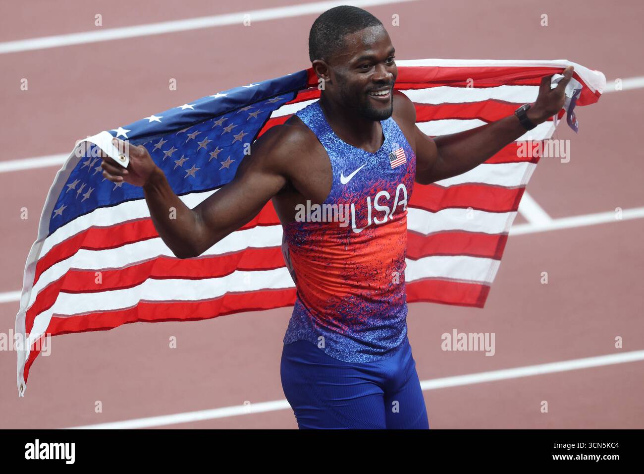 Tokio, Japan. September 2025. Leichtathletik, Weltmeisterschaften, 400-Meter-Hürden, Männer, Finale: Rai Benjamin aus den USA feiert nach seinem Sieg. Quelle: Oliver Weiken/dpa/Alamy Live News Stockfoto