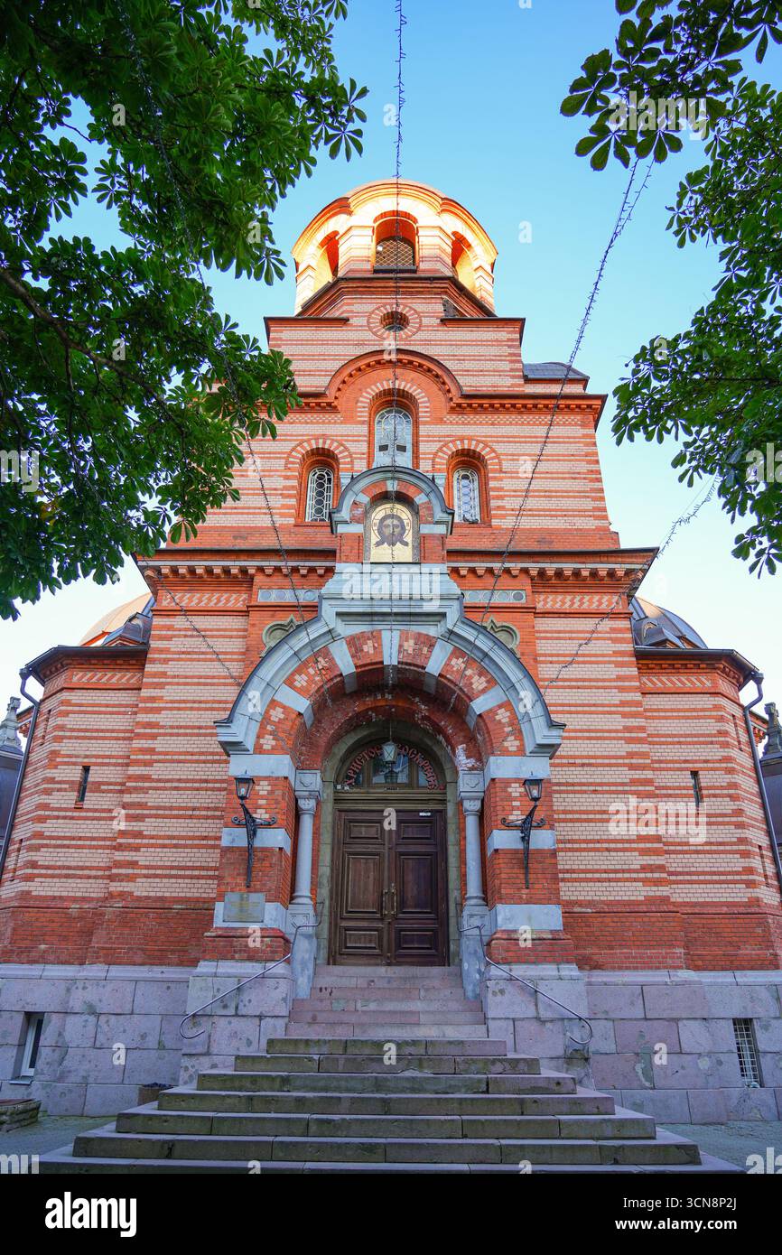 Kathedrale der Auferstehung Jesu Christi in Narva, Estland - Neo-byzantinisch-orthodoxe Kirche, die 1890 für die Baumwollmühlenarbeiter der Krenh erbaut wurde Stockfoto