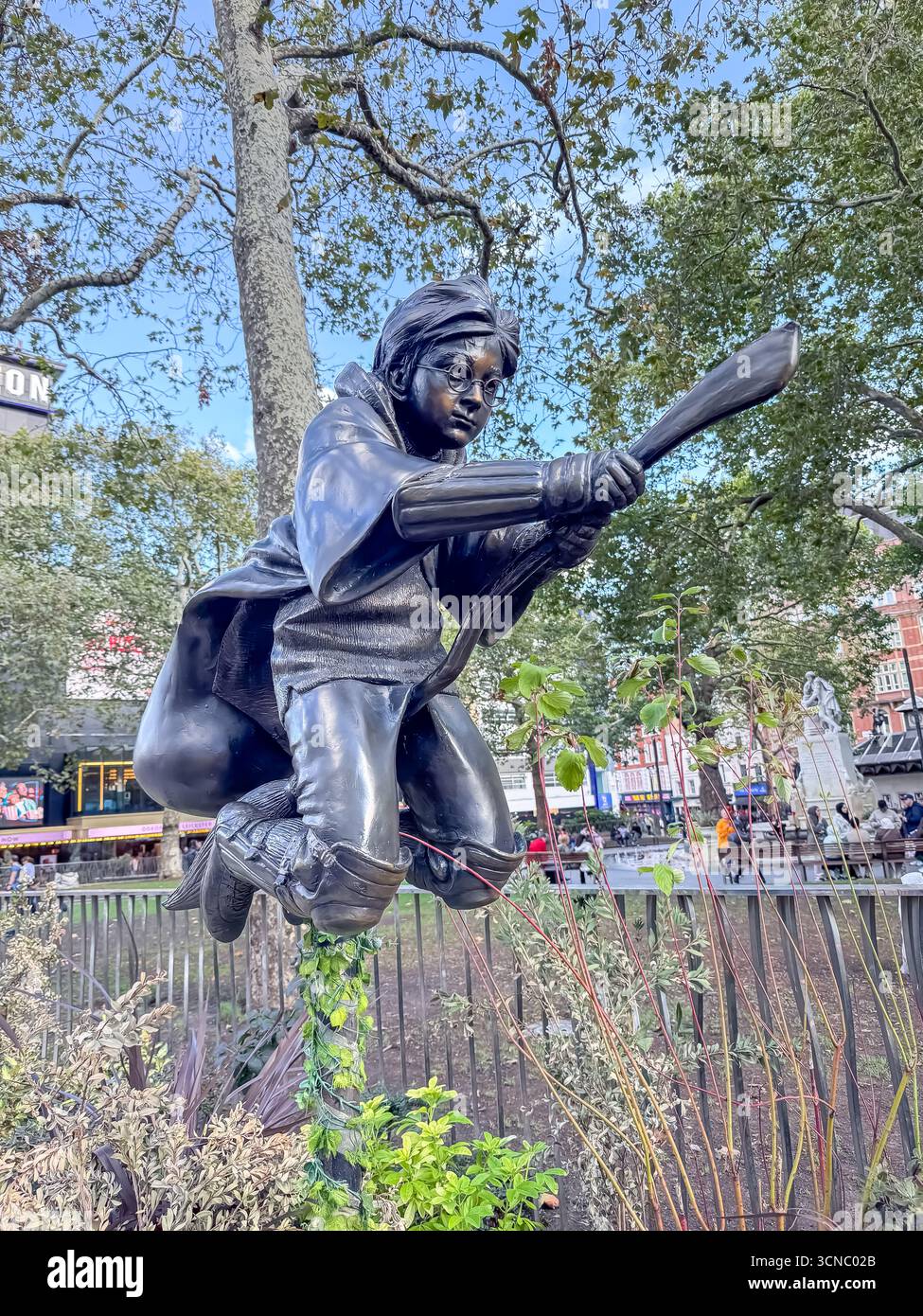 Harry Potter - Leicester Square Gardens, London - Smartphone-aufgenommenes Stockfoto