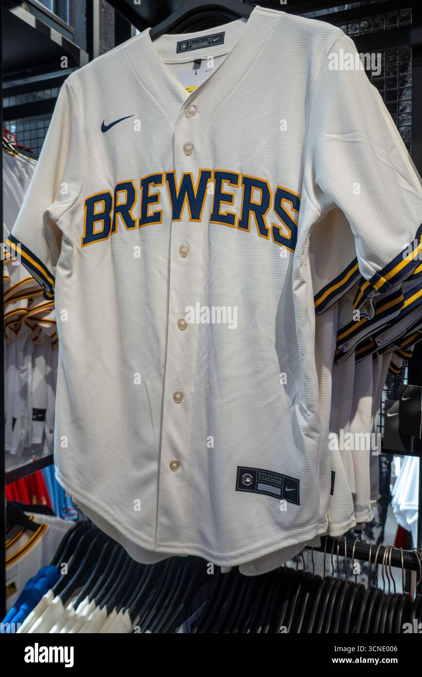 Flagship Store der Major League Baseball im Rockefeller Center, New York City, USA 2025 Stockfoto