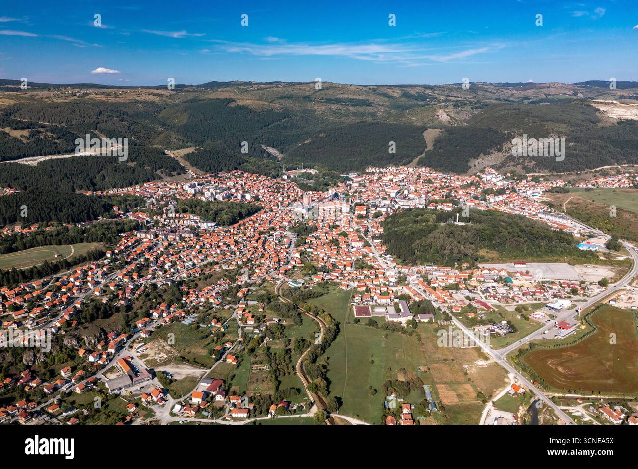 Panorama von Pljevlja auf dem Fluss Cehotina, Stadt und Gemeinde im Norden Montenegros Stockfoto