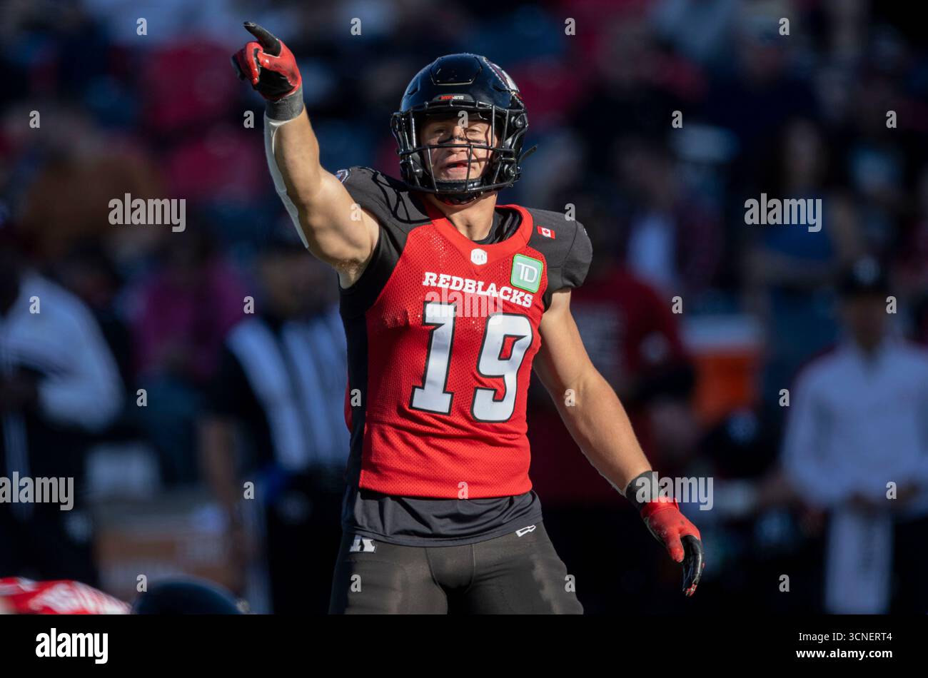 Ottawa, Kanada. September 2025. Lucas CORMIER (19) von den Ottawa RedBlack. Die Winnipeg Blue Bomber besiegten die Ottawa Redblacks 26-18 in der Regular Season Canadian Football League (CFL). Quelle: Sean Burges/Alamy Live News Stockfoto
