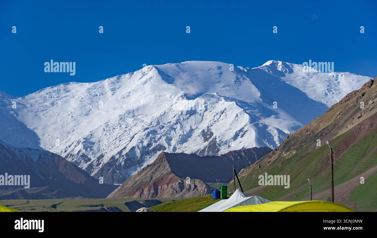 Der majestätische Lenin-Gipfel, die Pamir-Berge Stockfoto