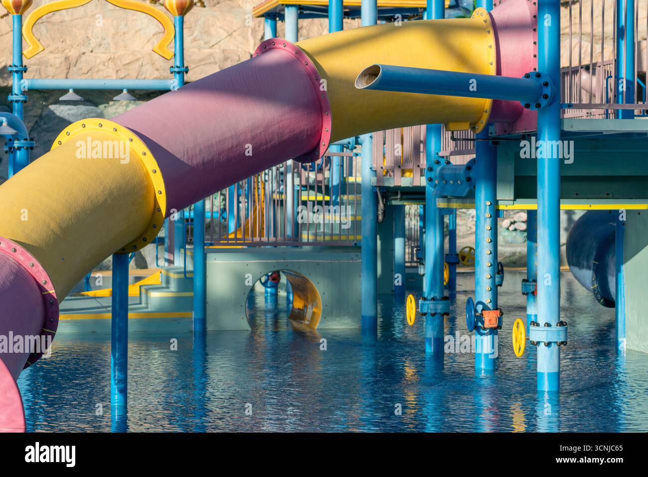 Wasserpark Slide Structure Blue Pool Wasserpark Spaß Stockfoto Wasserpark Slide Structure Blue Pool Wasserpark Spaß Stockfoto