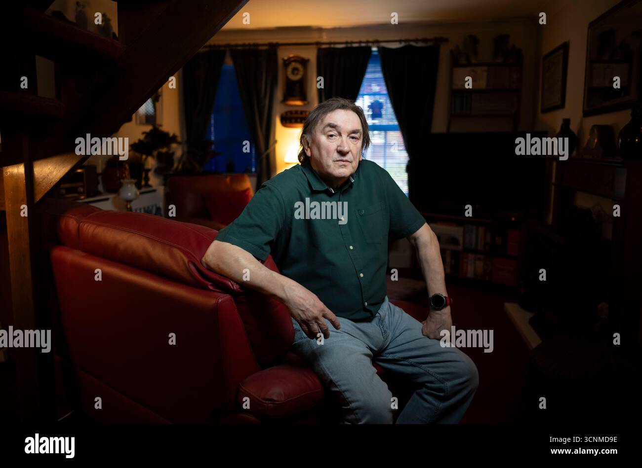 Ivan Dunne zu Hause in Carshalton, sein Bruder PC Patrick Dunne wurde 1993 in Clapham, London, durch einen einzigen Schuss in die Brust getötet. Stockfoto