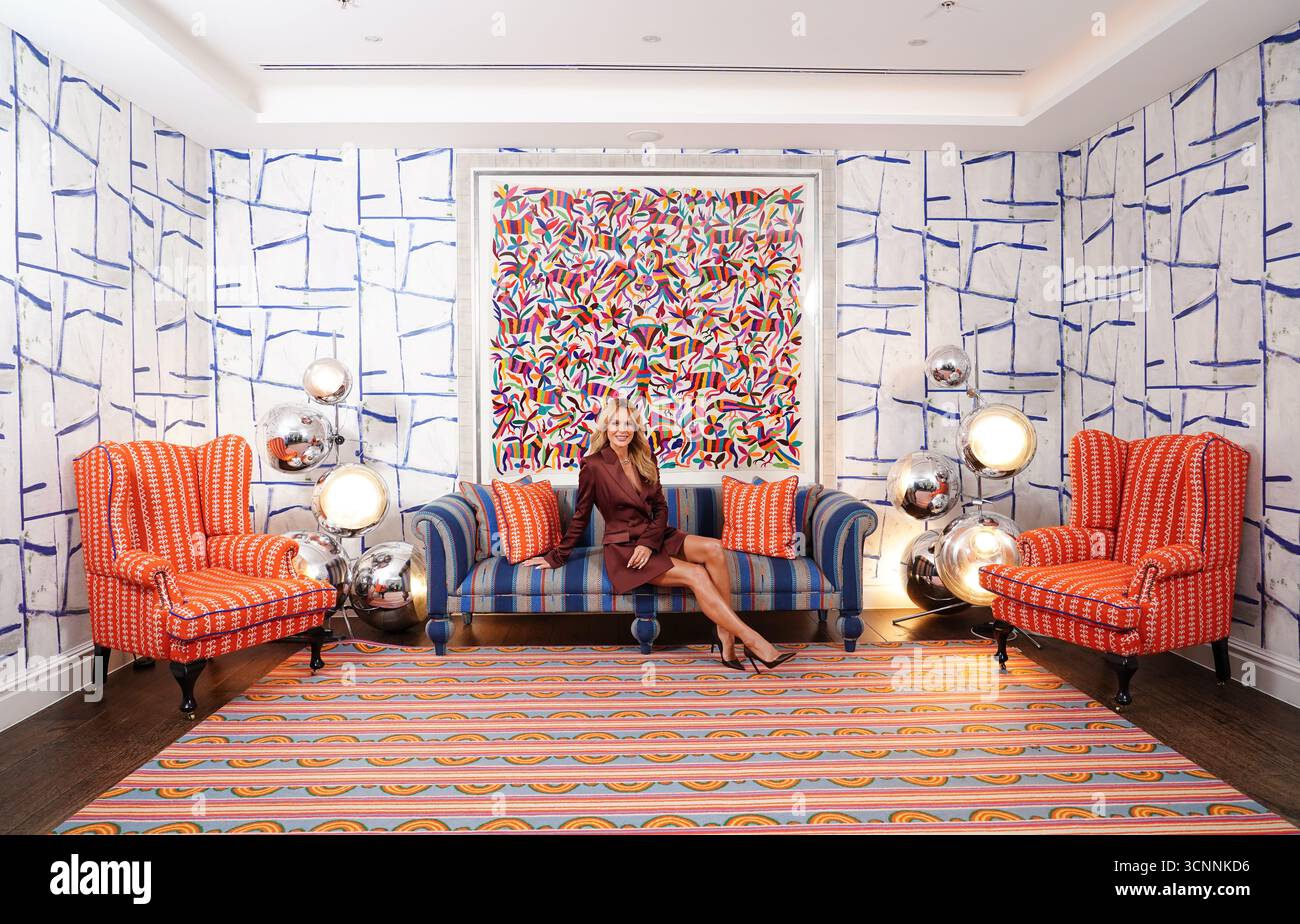 AM 23. SEPTEMBER 0001 nimmt Amanda Holden an einer Vorführung für ihre neue BBC-Quizshow The Inner Circle im Soho Hotel in London Teil. Bilddatum: Montag, 22. September 2025. Stockfoto