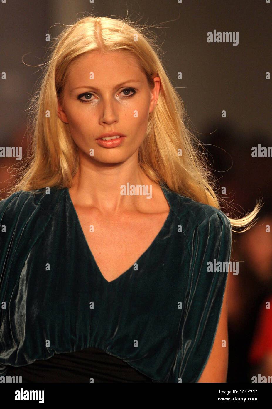 Kirsty Hume bei der PlayStation Portable Spring 2006 Show in den Skylight Studios in New York City - 10. September 2005 Stockfoto