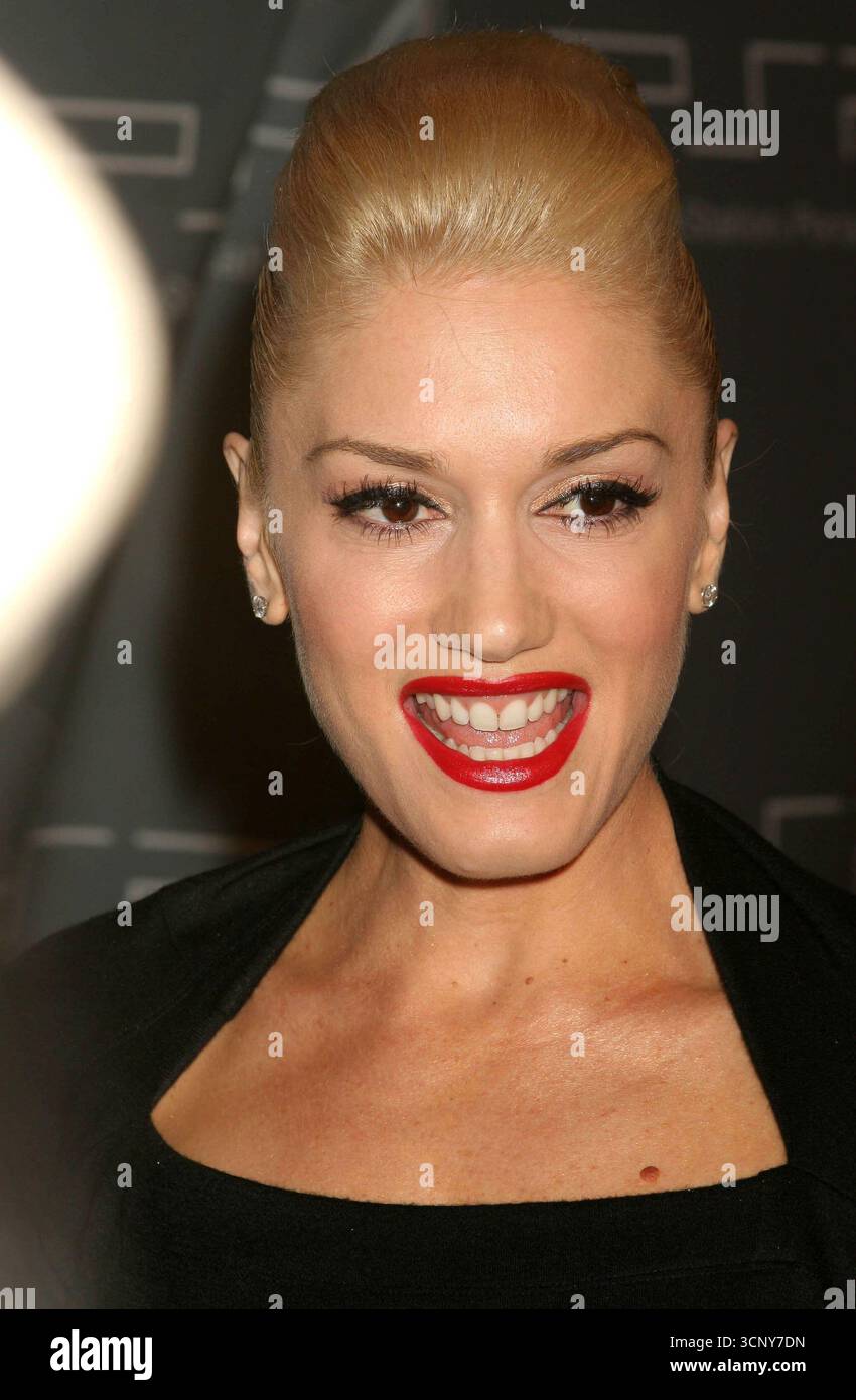 Gwen Stefani bei der PlayStation Portable Spring 2006 Show in den Skylight Studios in New York City - 10. September 2005 Stockfoto