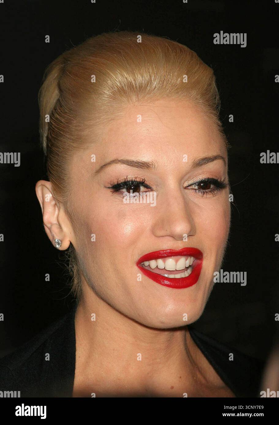 Gwen Stefani bei der PlayStation Portable Spring 2006 Show in den Skylight Studios in New York City - 10. September 2005 Stockfoto