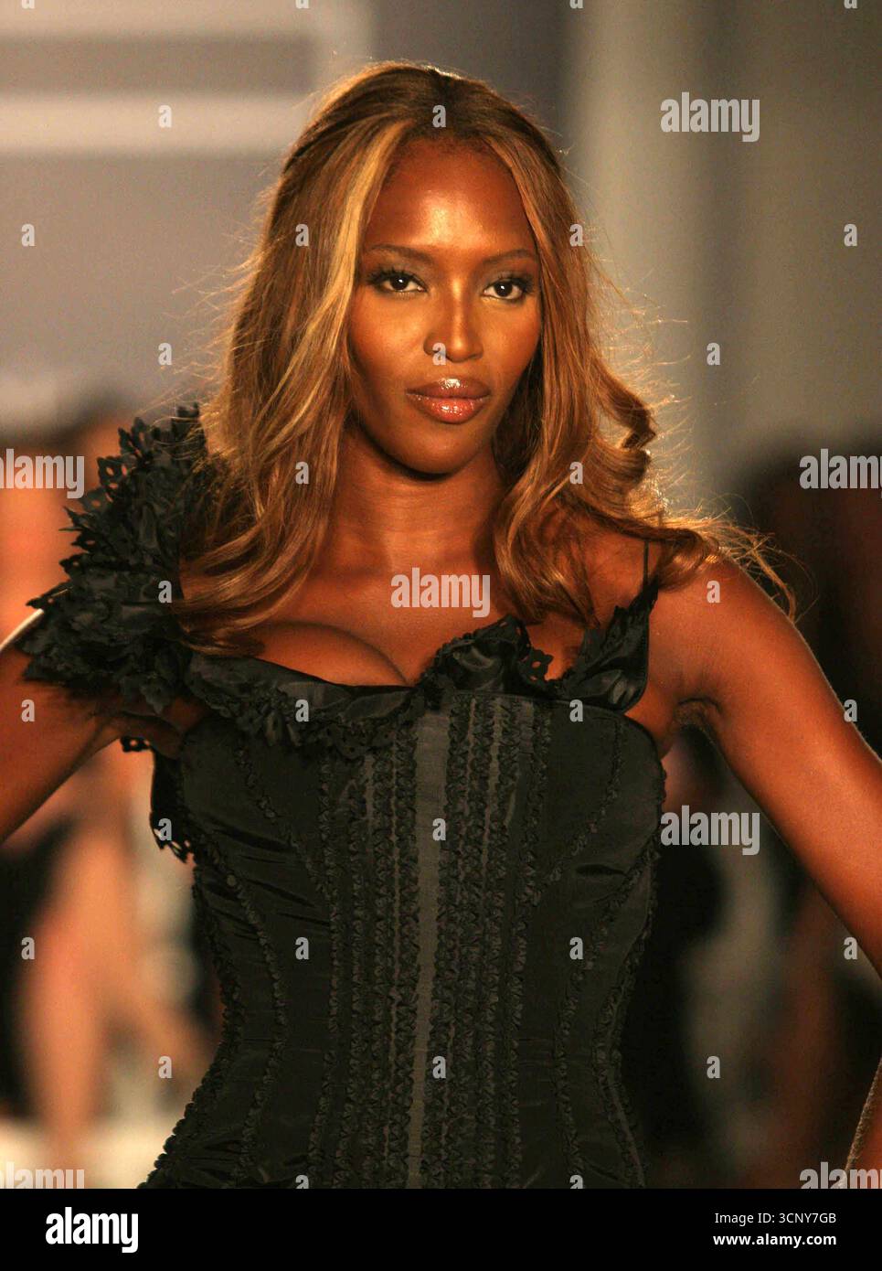 Naomi Campbell bei der PlayStation Portable Spring 2006 Show in den Skylight Studios in New York City - 10. September 2005 Stockfoto