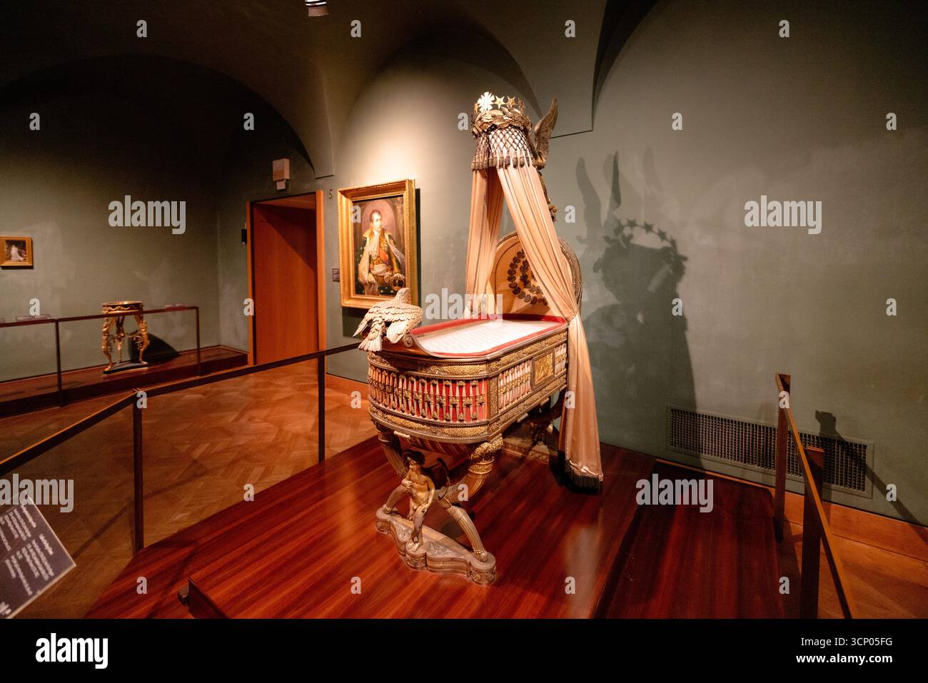 Eine königliche Krippe für ein Baby in der Schatzkammer der Hofburg Stockfoto