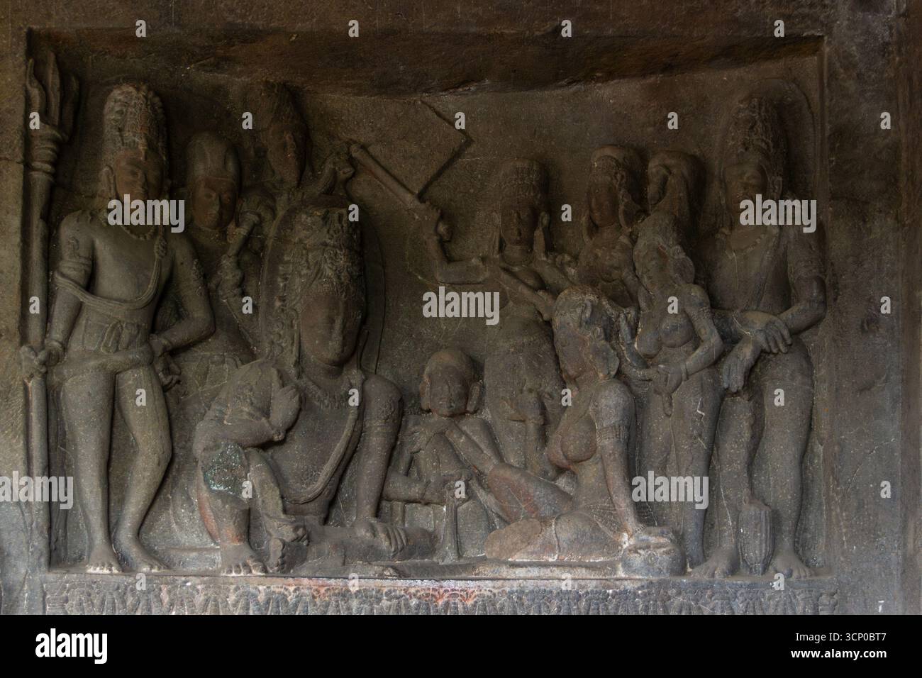 Antike Hinduistische Basreliefs-Skulptur Im Rock-Cut Stockfoto